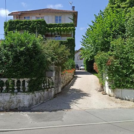 Une Tiny House A Decouvrir Au Coeur De La Cite ! Contrexéville Εξωτερικό φωτογραφία